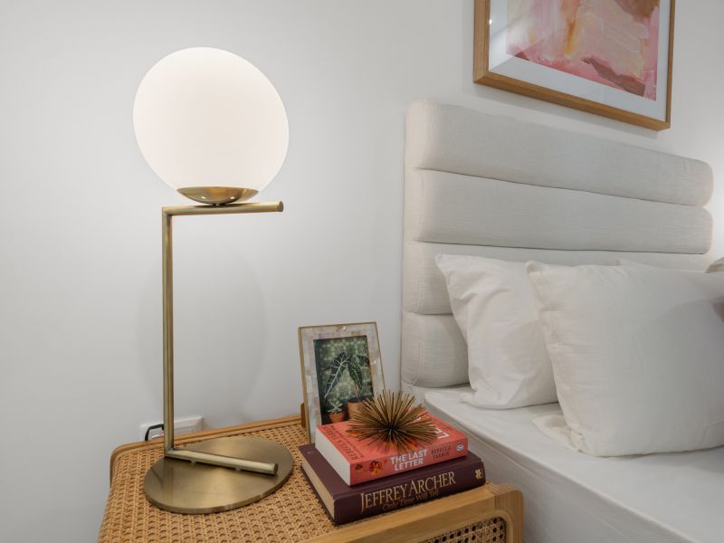 Light, bright and spacious two-bedroom apartment