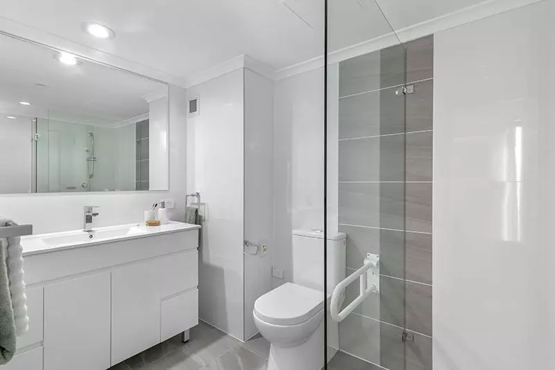 Fully refurbished one bedroom serviced apartment with separate bedroom and ensuite plus kitchenette and balcony.