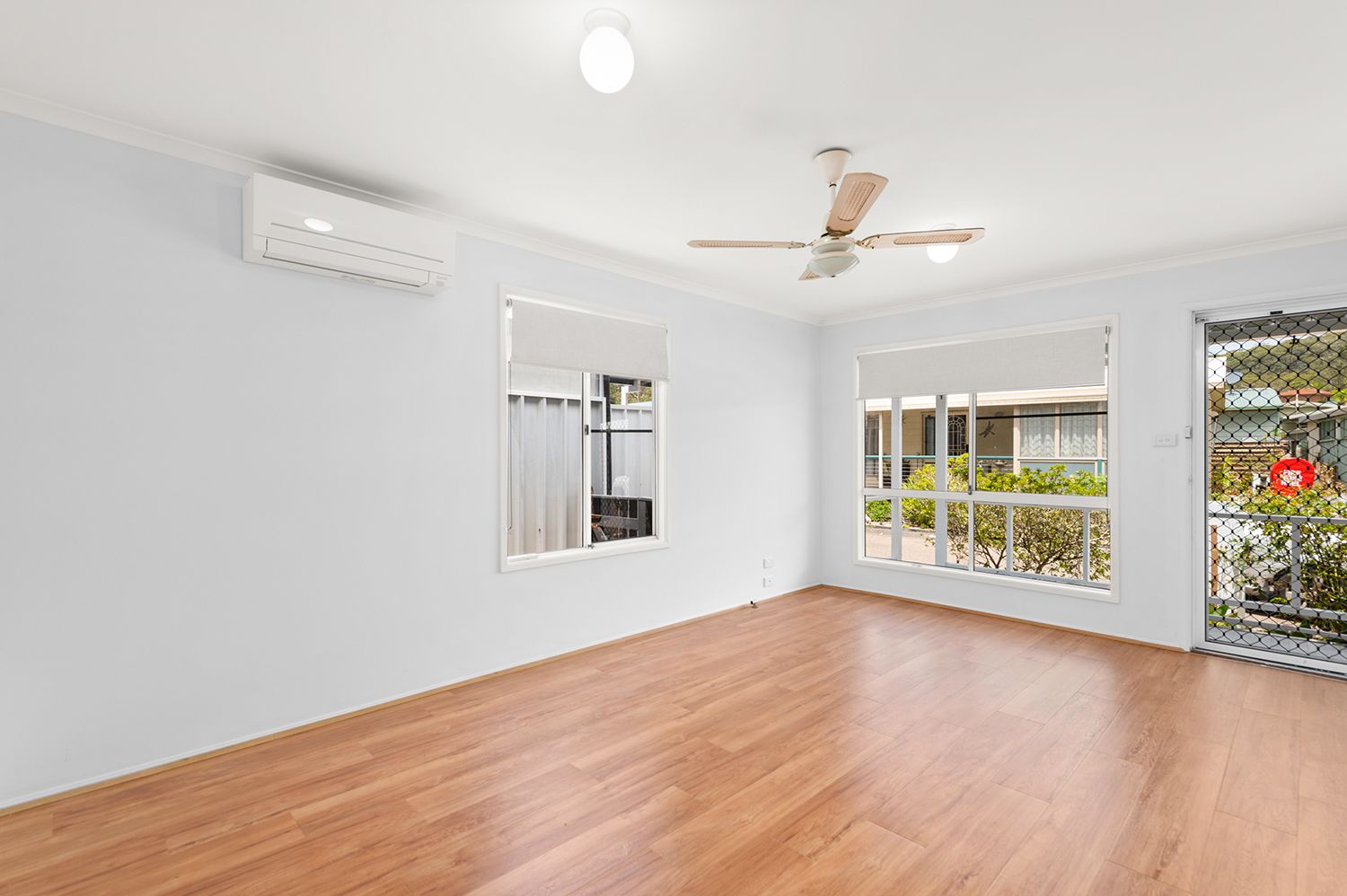 Beautiful Presentation - Bushland Scenery from Back Yard - Quiet Location in Village