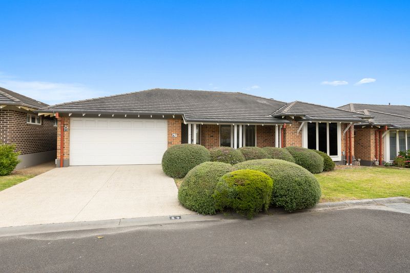 Bright North-Facing Villa with Courtyard