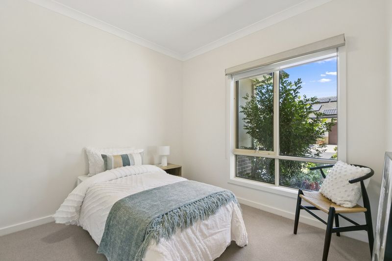 Bright Open Living, Court Location