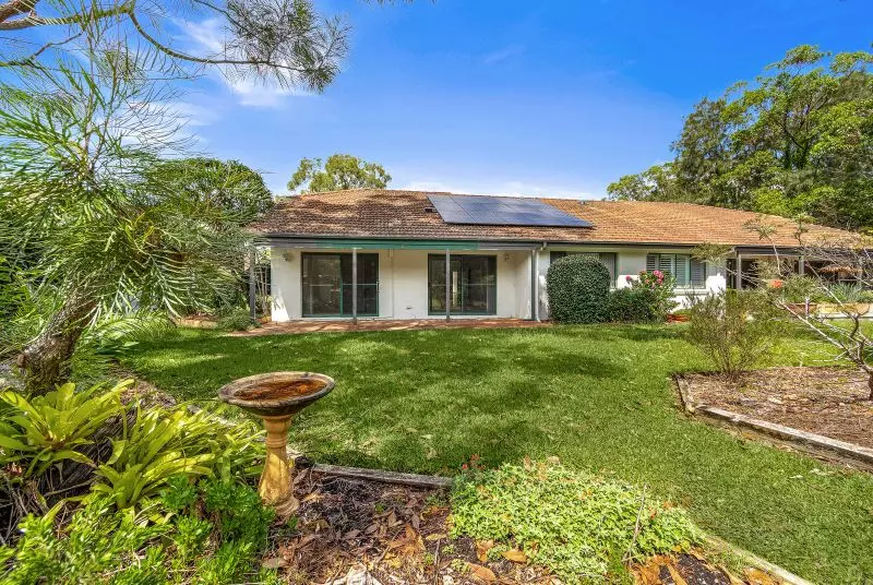 Beautiful Large Garden Villa with Croquet Court Outlook