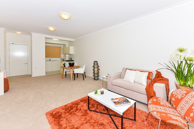 Spacious and fully serviced one-bedroom apartment with a north facing balcony