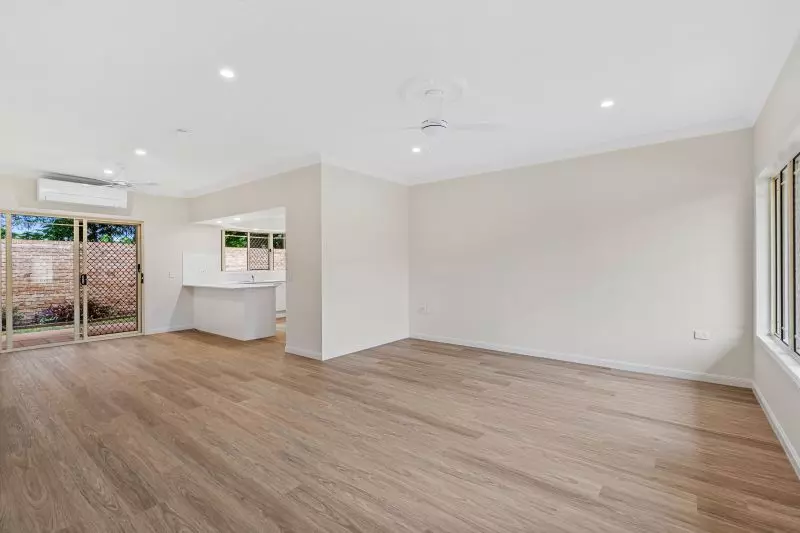 Spacious villa in a central location