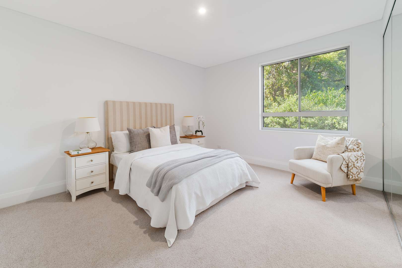 Whisper Quiet 3 Bedroom Apartment