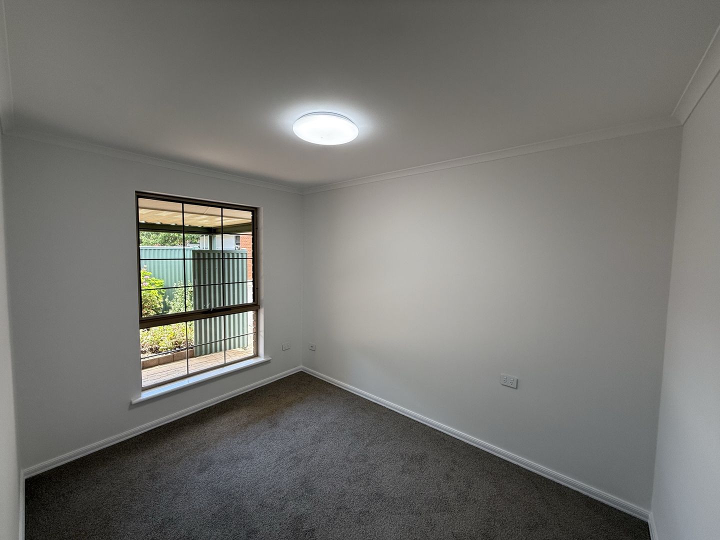 Fully refurbished 2-bedroom unit available now in Walkerville!