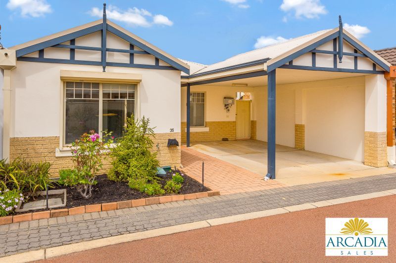 ARCADIA WATERS MADDINGTON - 2 Bedrooms and Stone Bench Tops