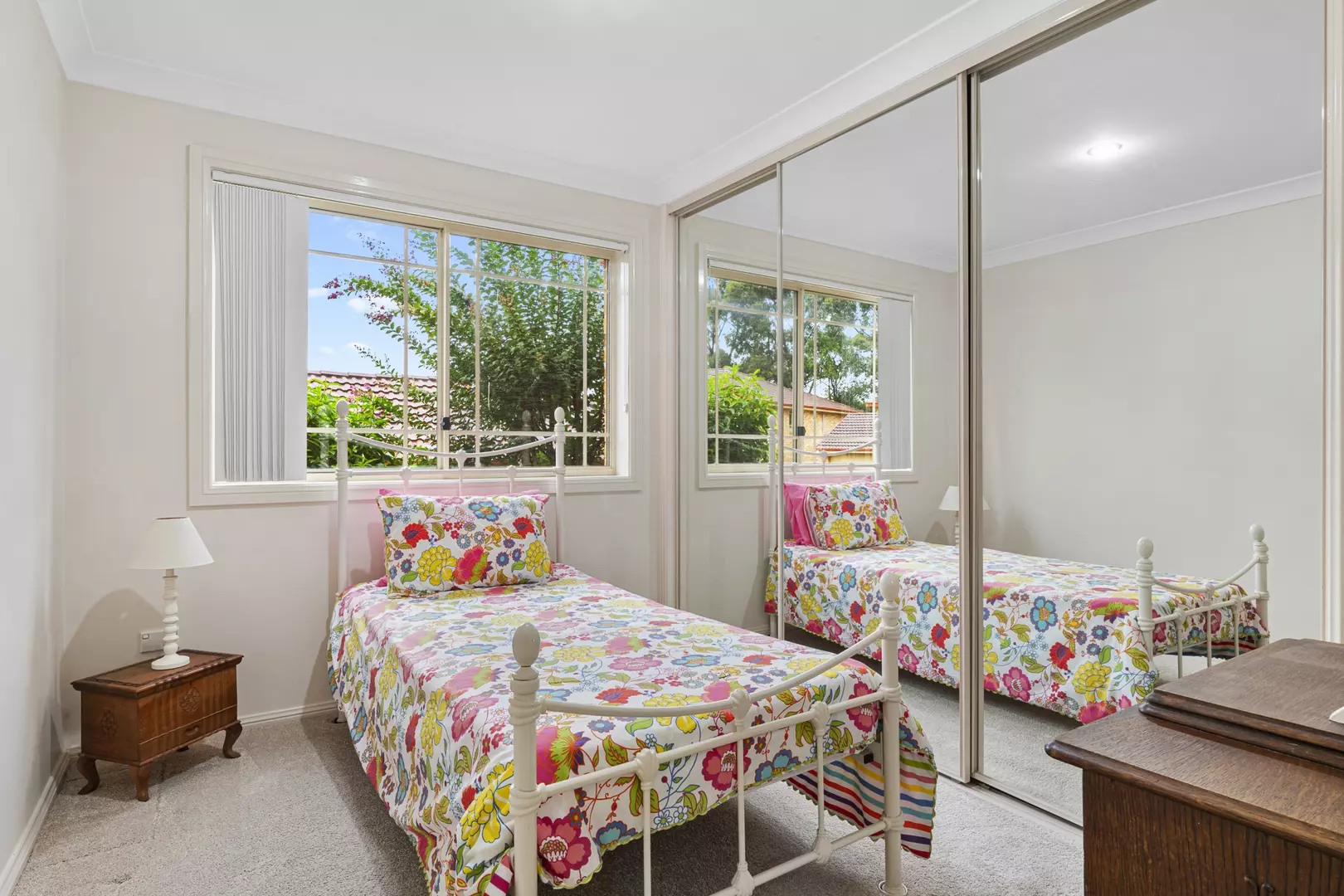 2 Bedroom unit With Private Rear