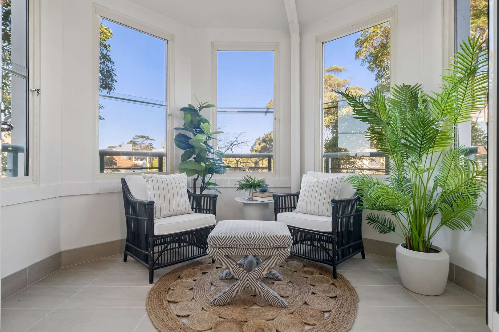 Contemporary three-bedroom apartment in a prime village setting