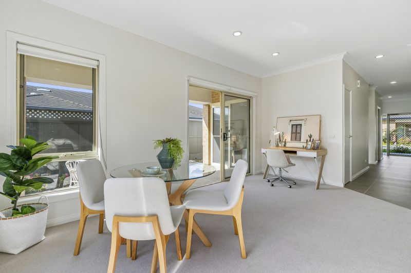 Open Plan Corner Retreat