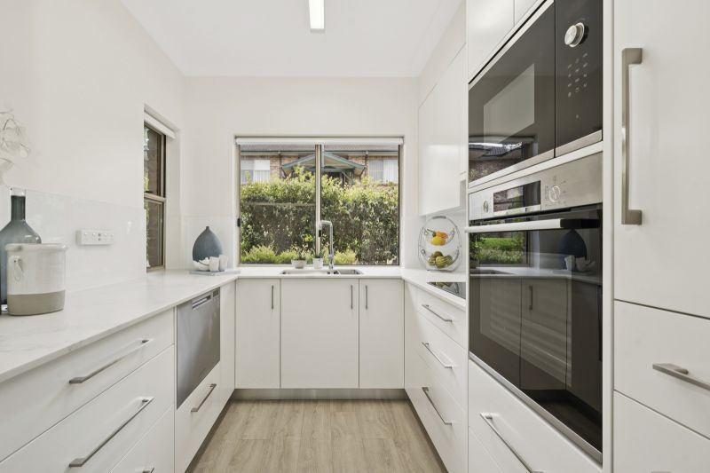 Charming ground-floor retirement villa