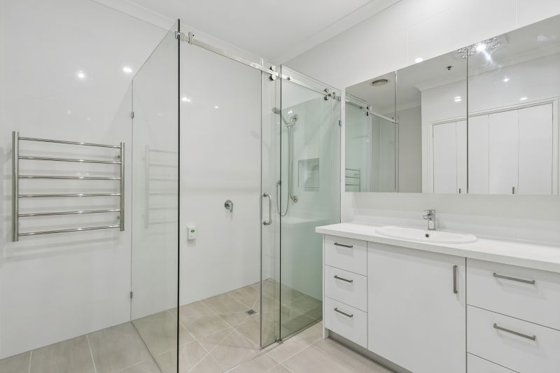Spacious one-bedroom first-floor apartment