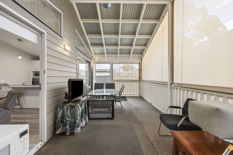 Stylish Home - Relaxed Alfresco Living!