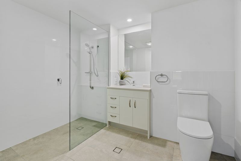 Relaxed bayside living in a two-bedroom apartment