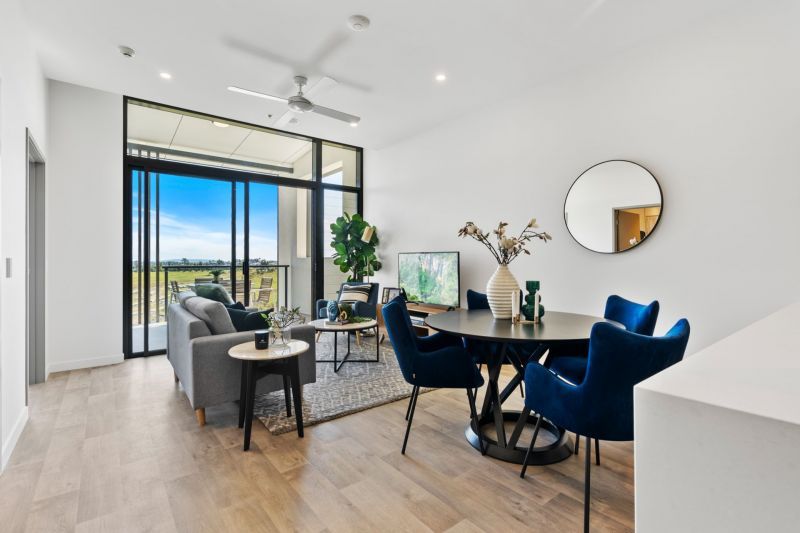 Light-filled one-bedroom apartment