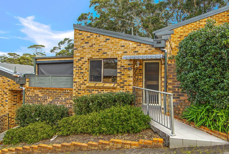 Bright Villa with Garden Views and Unique Layout