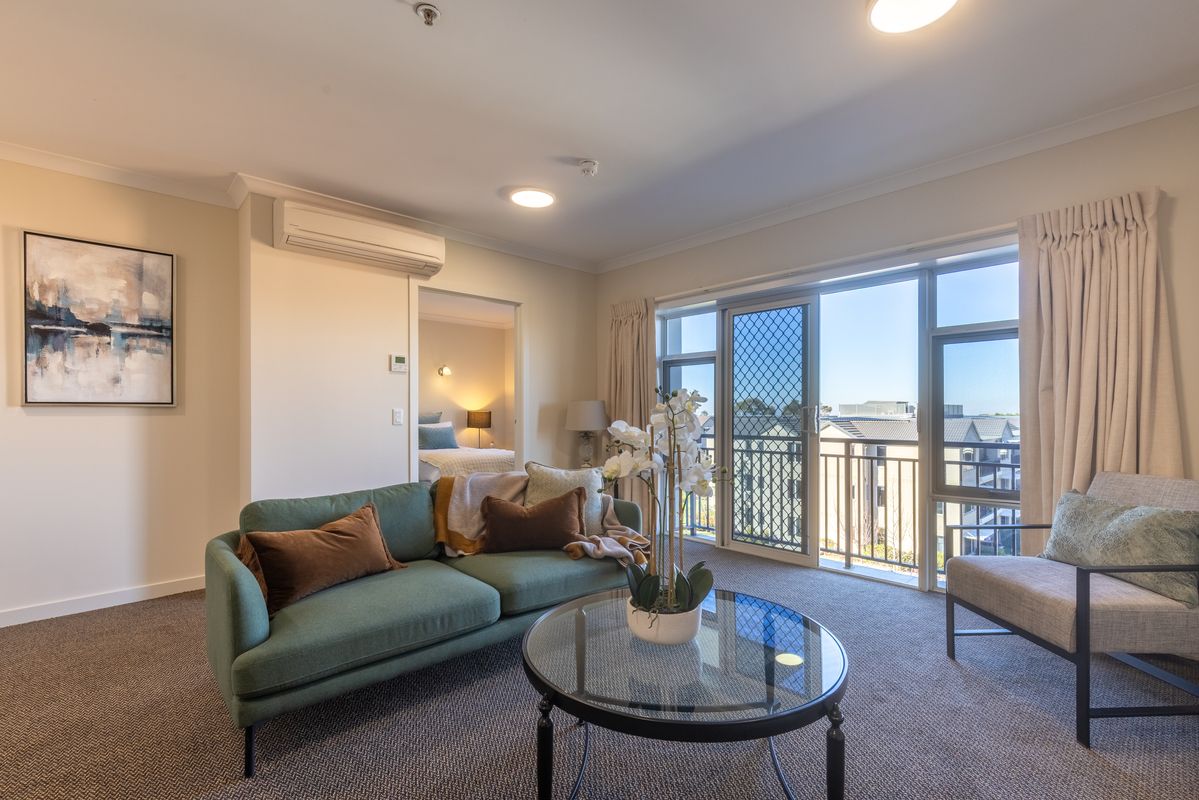 Easy Living with Views