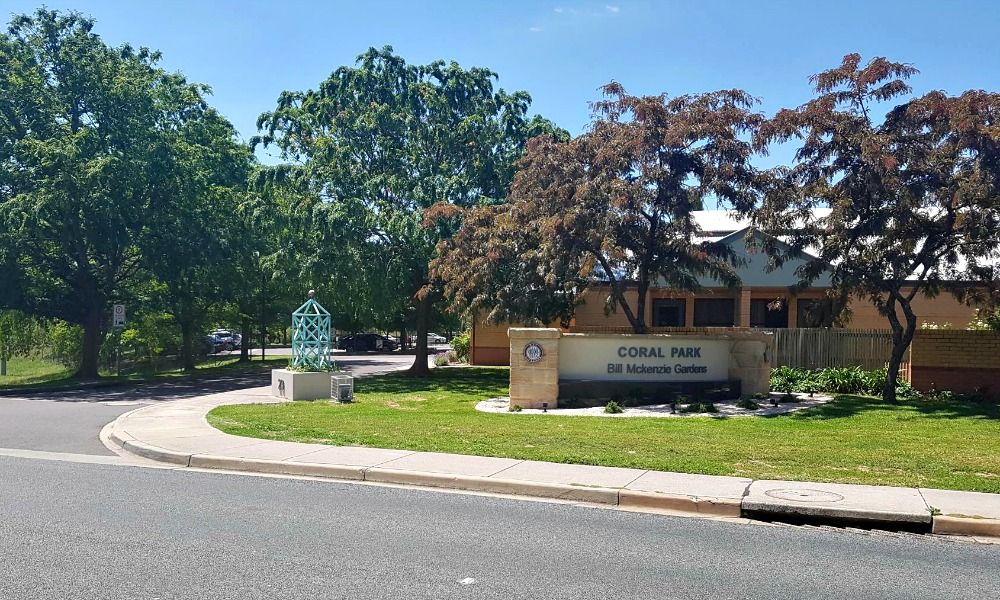 Bill McKenzie Gardens