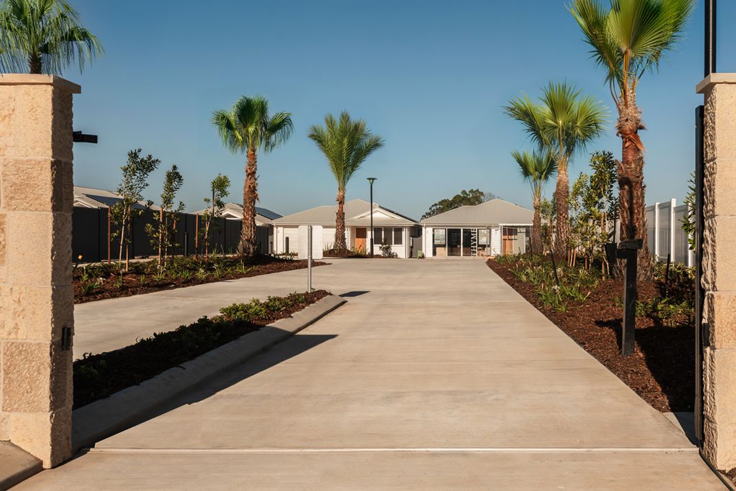 Connected to coast, nature and convenience. Live moments from Moreton Bay's waterfront, surrounded by green open spaces and everything you need for effortless living