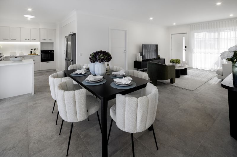 Light and bright villa