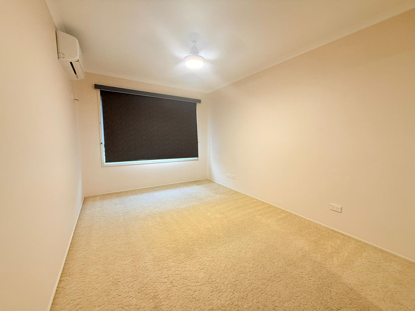 Tidy 2 bedroom home in an Over 50's Lifestyle complex