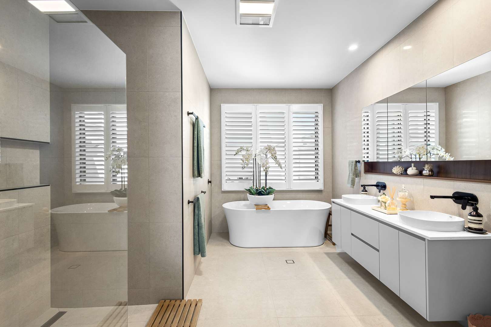 Simply the Finest  Lakeside Living in B by Halcyon!