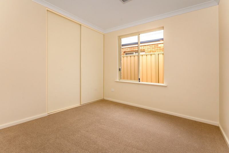 ARCADIA WATERS MANDURAH - PRICE REDUCED GREAT VALUE