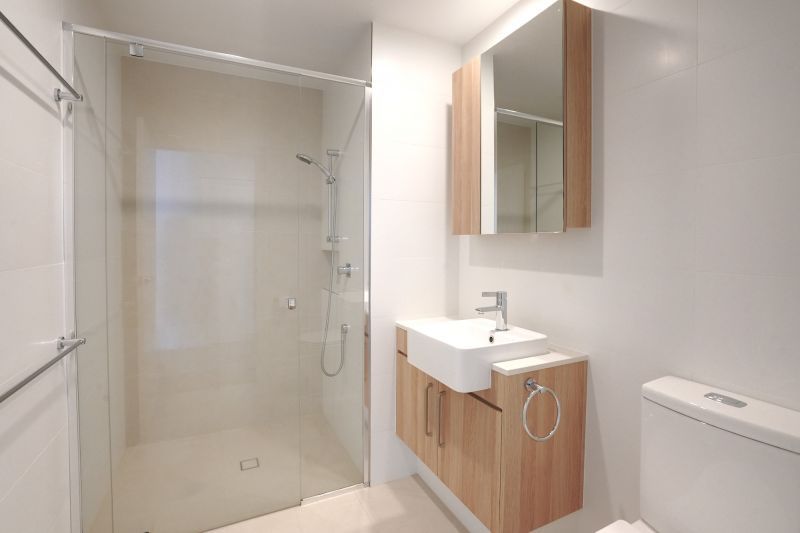 Elevated Retirement Living: Top-Floor 2 Bedroom Gem in Maroochydore CBD