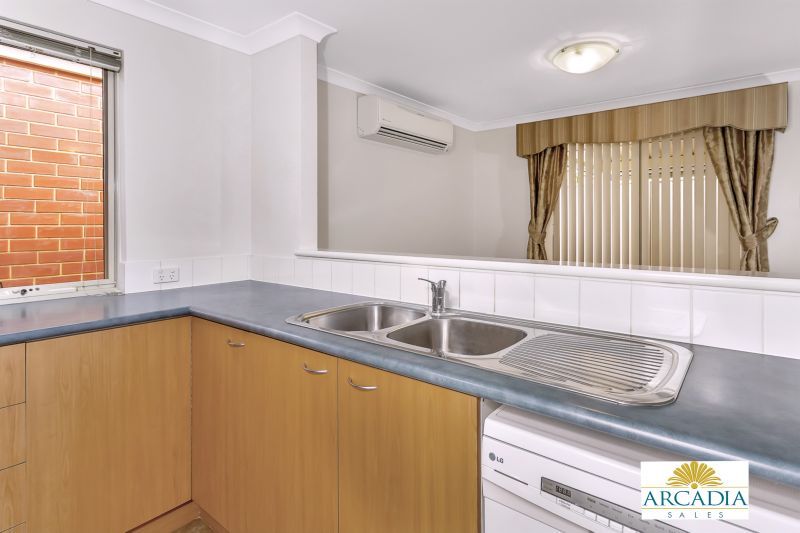 ARCADIA WATERS MADDINGTON - Located in the Middle of the Village