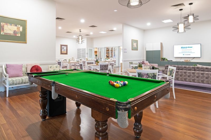 Spacious and light filled serviced apartment