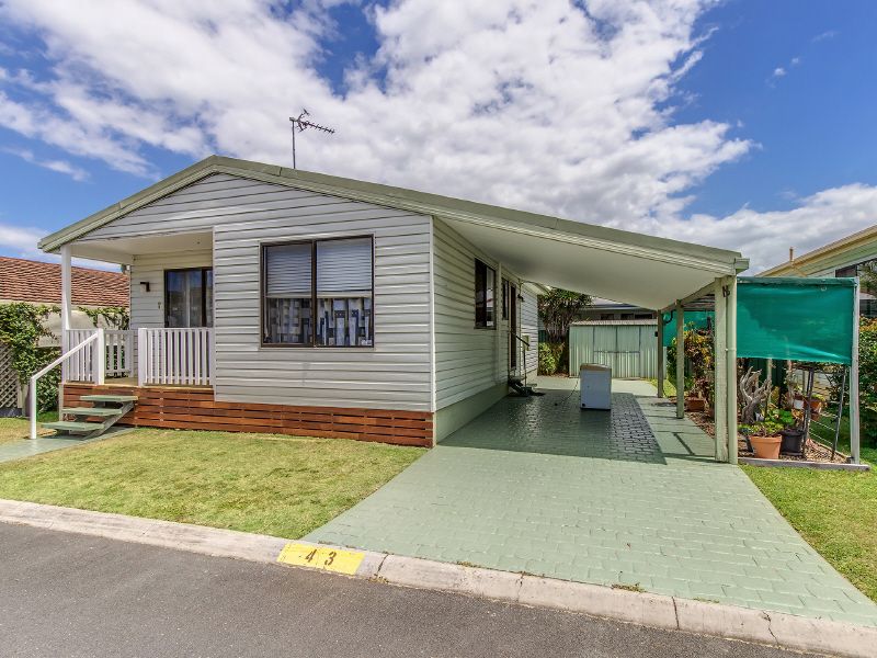 Burleigh Town Village, an Over 50's Pet friendly Residential Park