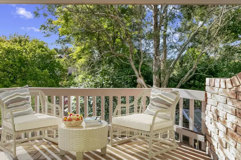 Newly renovated 2 bedroom elevated apartment set amongst tranquil grounds of the village.