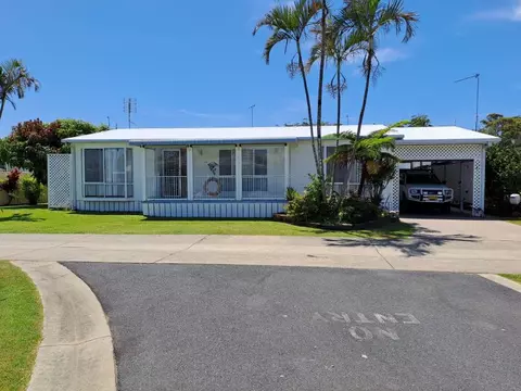 Site 32 - Valla Beach Village