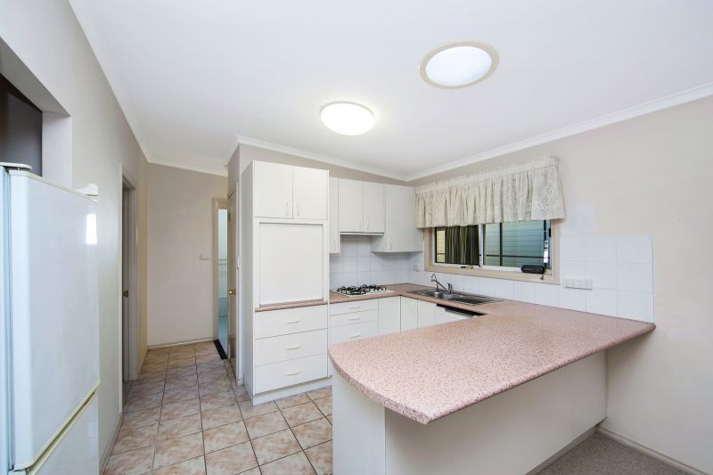 Cosy Two-bedroom Home with Enclosed Alfresco