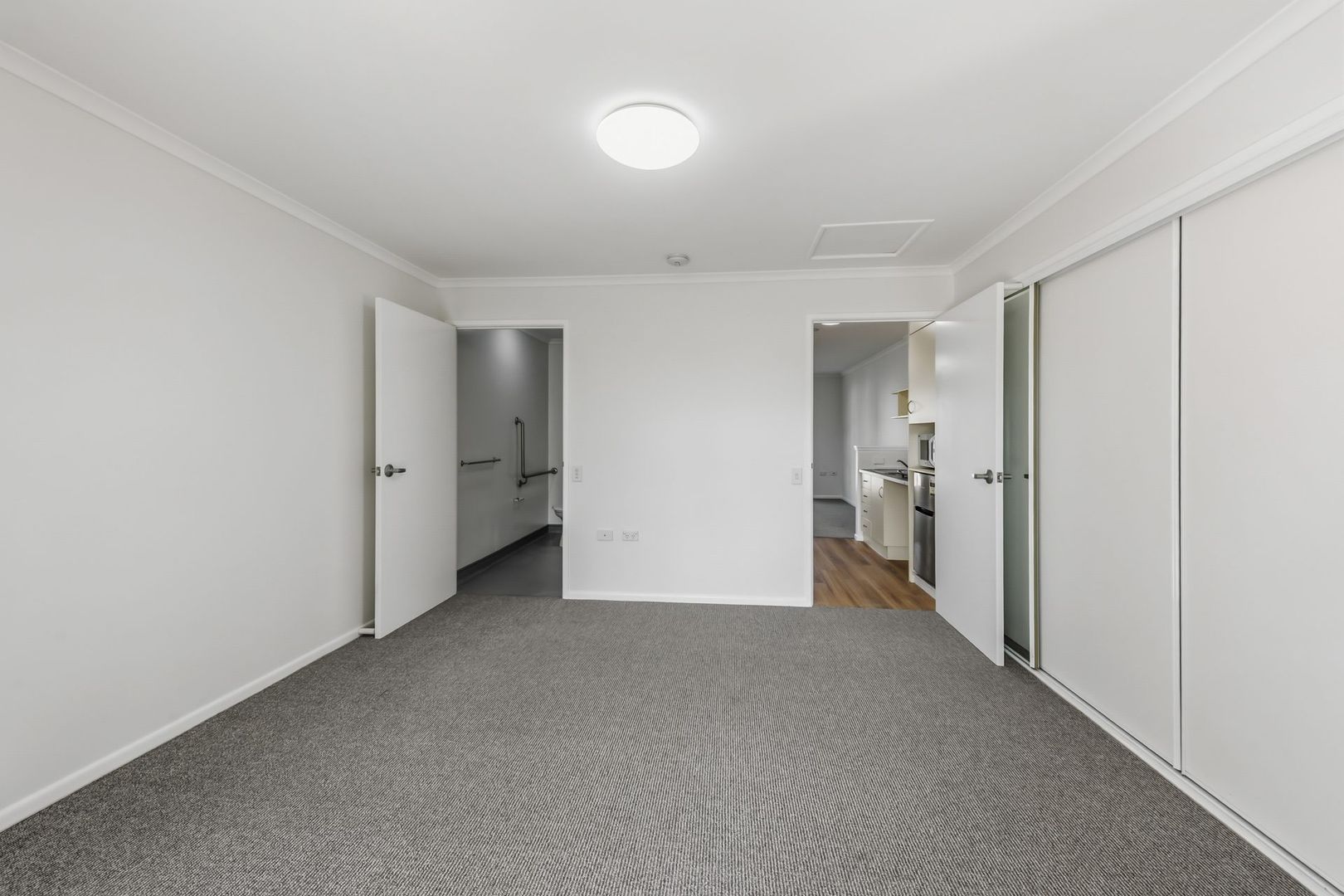 Independent Living  Unit with Kitchenette - Couples
Rent in a Seniors Living Community