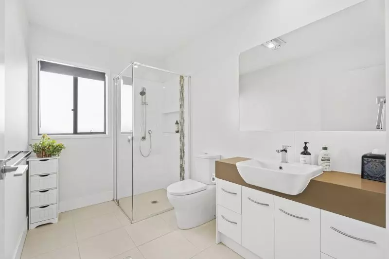 Site 195 - Established Aston