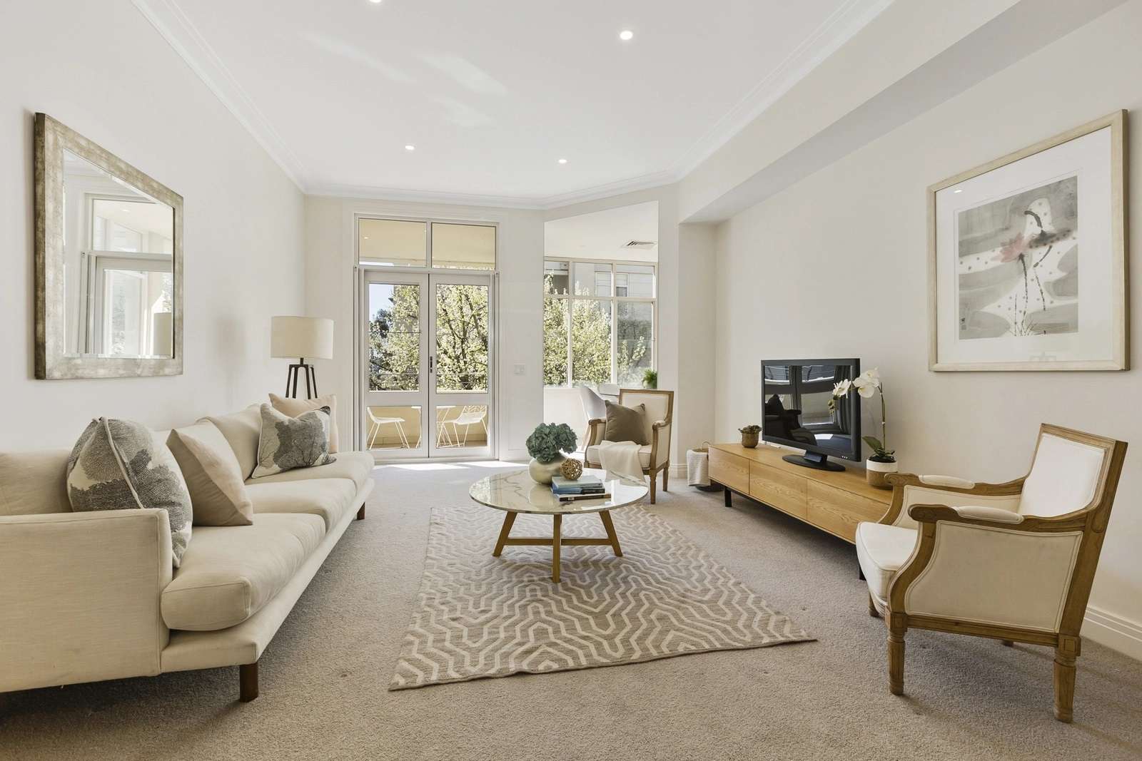 Splendid Garden Views