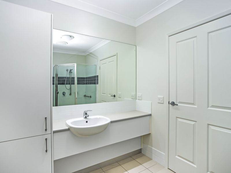 Perfectly Positioned Villa with Beautiful Alfresco