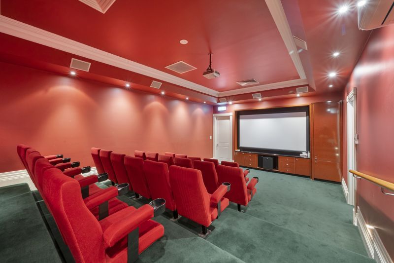 Two Bedroom Home Close To Clubhouse and Pool