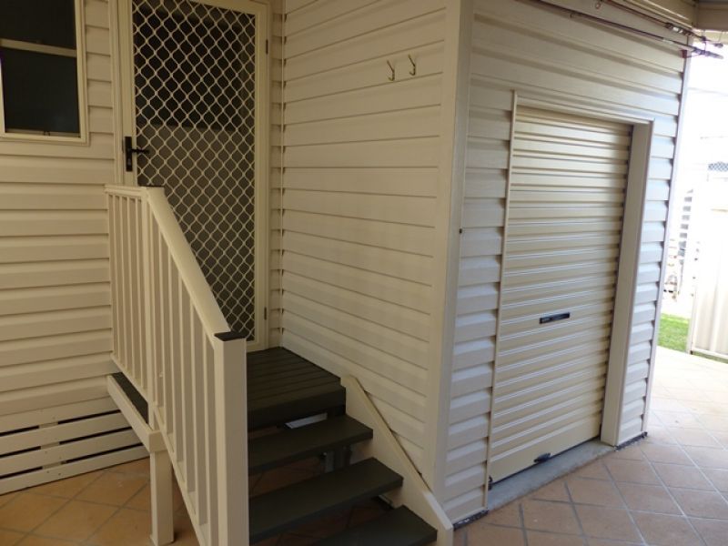 Crystal Waters Estate - 33