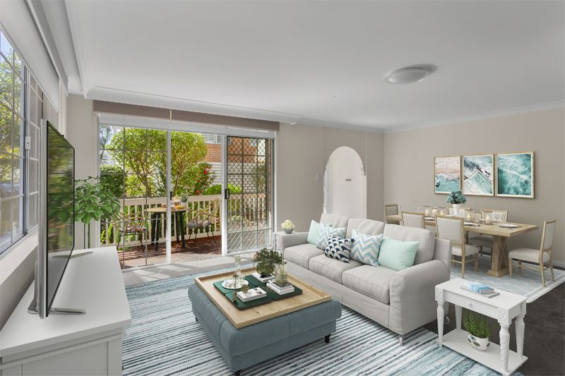 Newly renovated ground floor unit with easy access, large rear courtyard, close to the clubhouse.