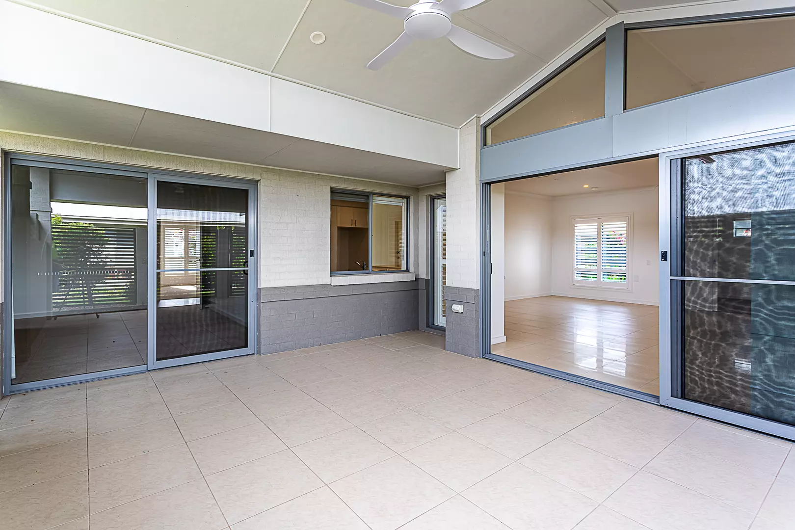 Cezanne III- by Palm Lake Resort Tea Gardens