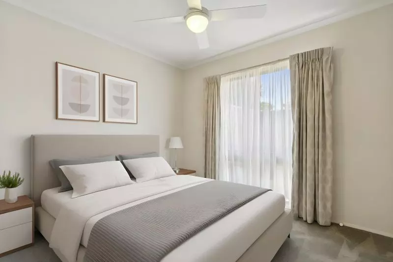 Free-standing two-bedroom villa with a study in a quiet court