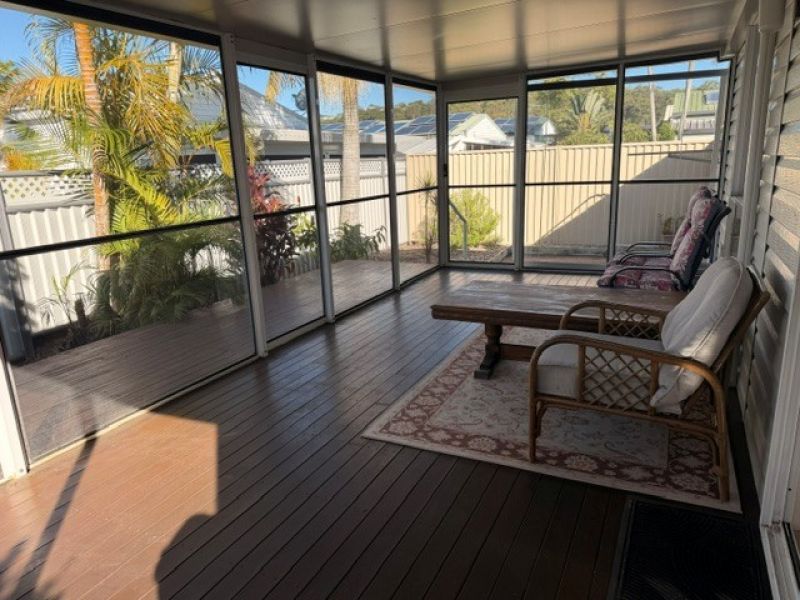 Entertainers Deck
