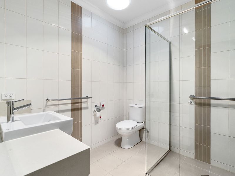 Elegant Three-Bedroom Villa Opposite the Community Centre