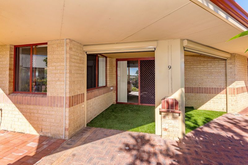 ARCADIA WATERS BICTON - Sought After 3 Bed Villa with Garden Views