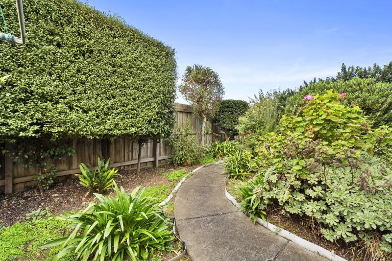 Cosy Single-bedroom Home