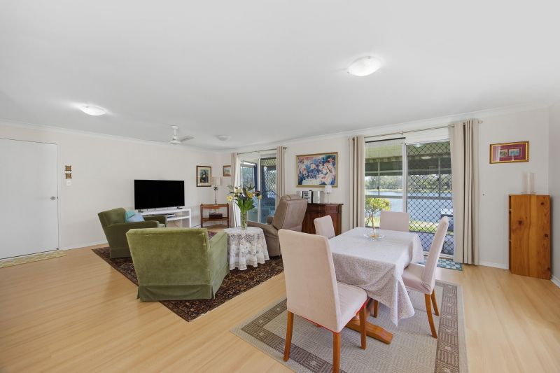 Noble Lakeside Park - Over 50's Lifestyle Resort