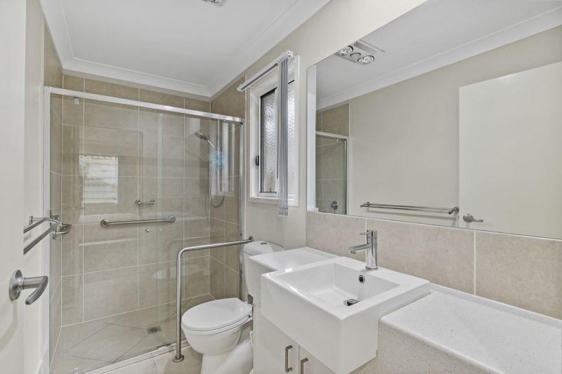 Lush Garden Views & Carefree Living!