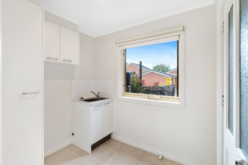 DEPOSIT TAKEN - Ground floor unit with bay views!